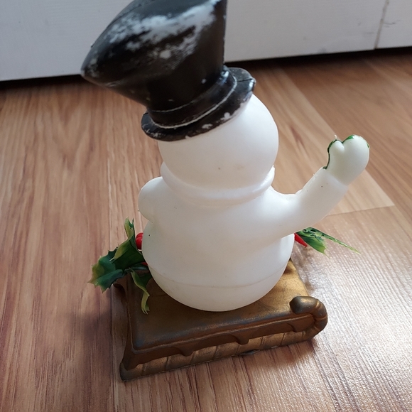 Vintage Soft Plastic Mold Christmas  Snowman On Sled Poinsettias Holly 7" READ - Picture 5 of 10